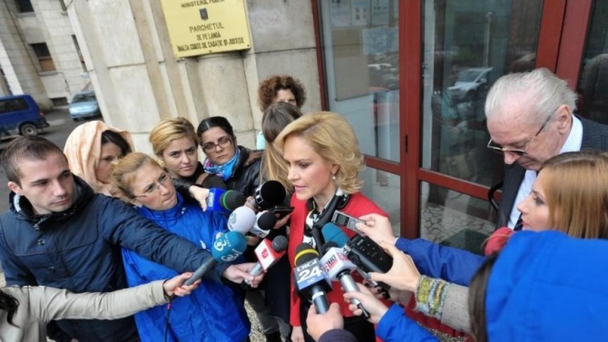 26683400_27507800_03249600