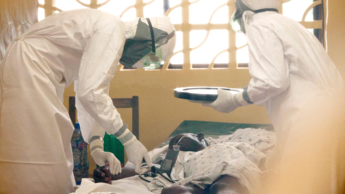 ebola_41896200