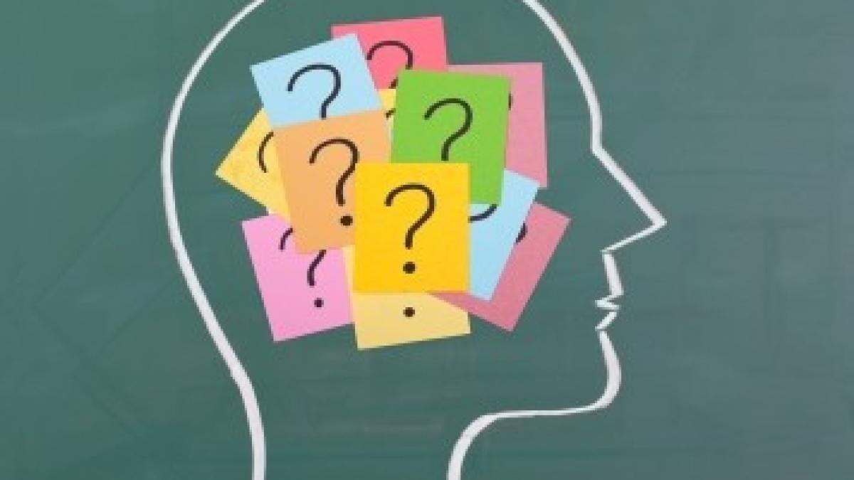 brain_with_question_mark_post_its_0_99844800