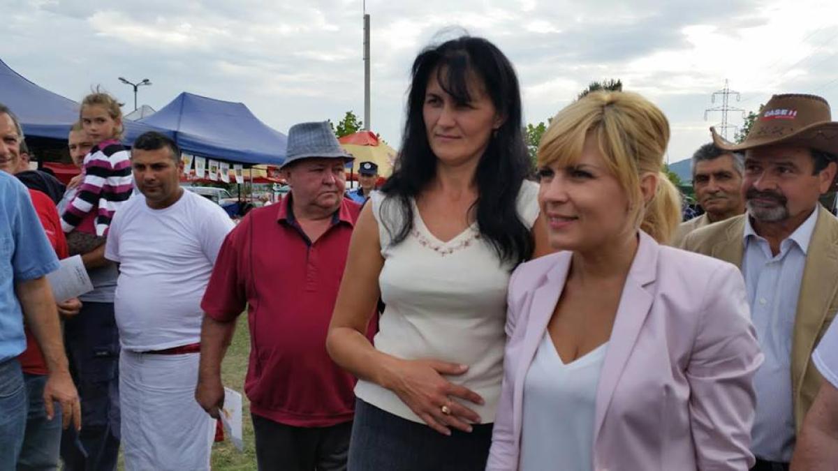 elena_udrea_bistrita_2014_27874400