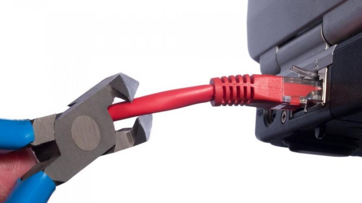 deconectata_de_internet_global_1411112025_93798900