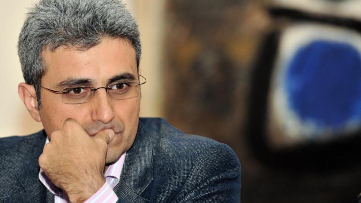 robert_turcescu_23142900