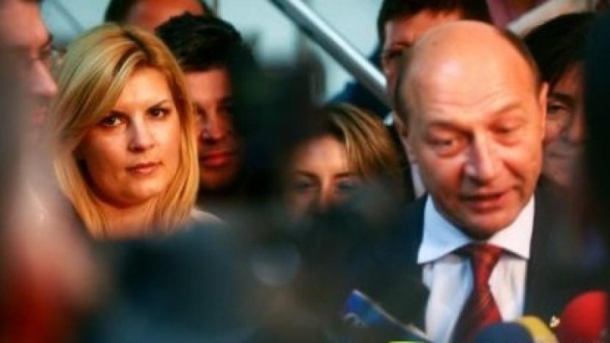 traian_basescu_elena_udrea_71476400