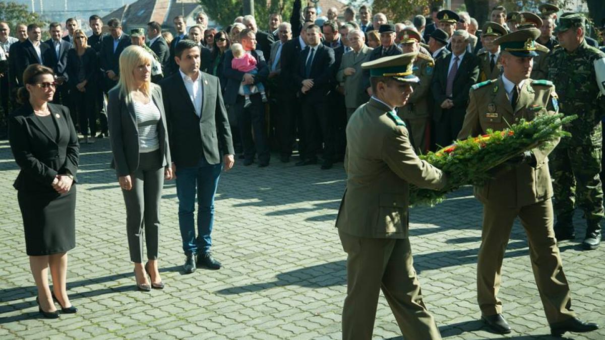 elena_udrea_1_34405800