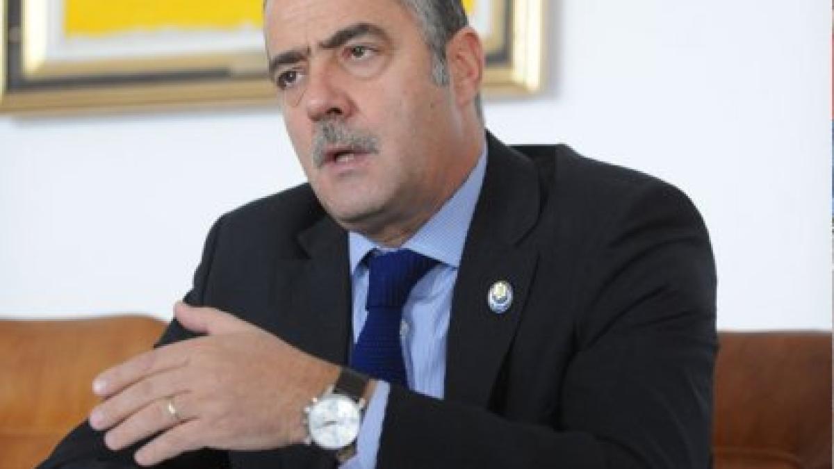 cezar_preda_macovei_voinescu_si_baconschi_sa_si_faca_singuri_partid_434x326_96491500