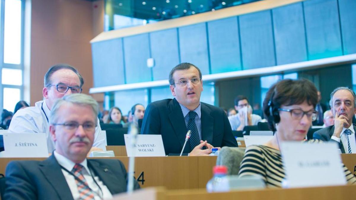 10472878_775886032478304_1016497640437005200_n_27154800