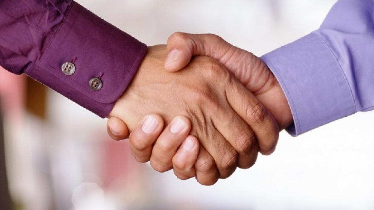 apple_si_htc_au_batut_palma_in_razboiul_patentelor_size1_58488000