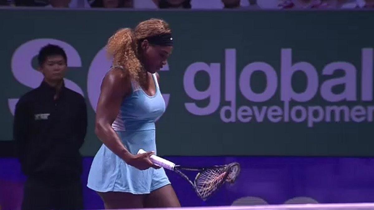 serena_williams_racheta_distrusa_49319900