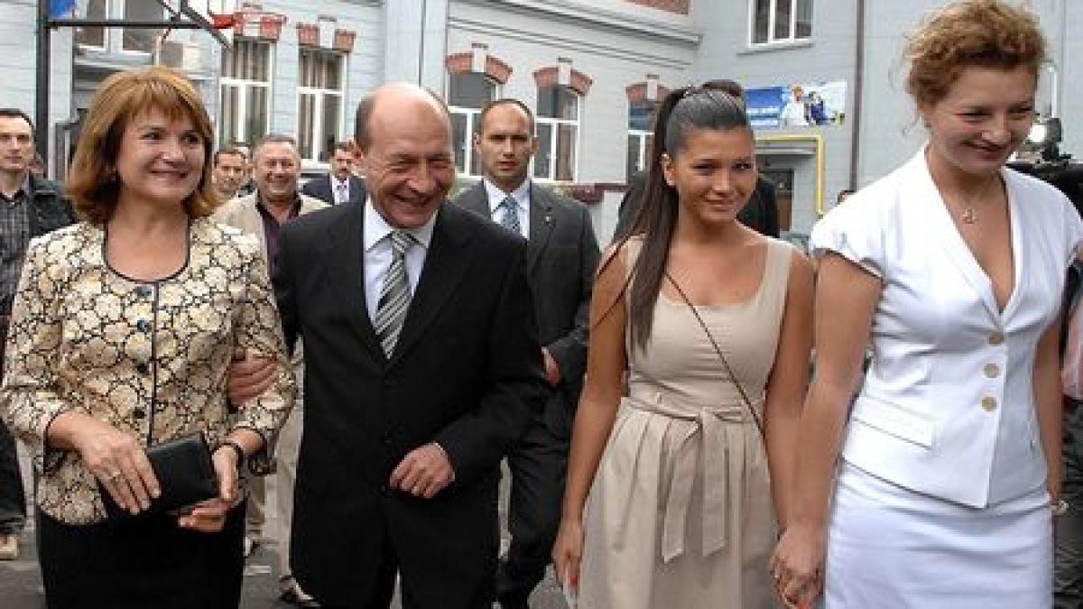 basescu_familie_39591200