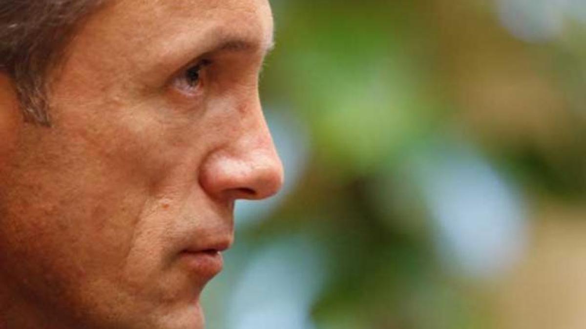 gica_popescu_ma_trezesc_la_trei_noaptea_si_imi_vine_sa_urlu_tot_ceea_ce_am_muncit_si_am_realizat_in_20_de_ani_in_fotbal_a_disparut_intr_o_singura_zi_18434792_88316600