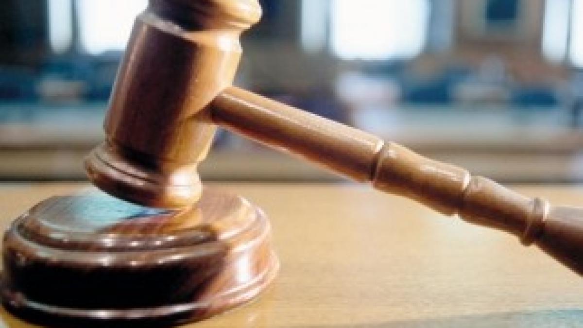 ciocan_justitie_75199400