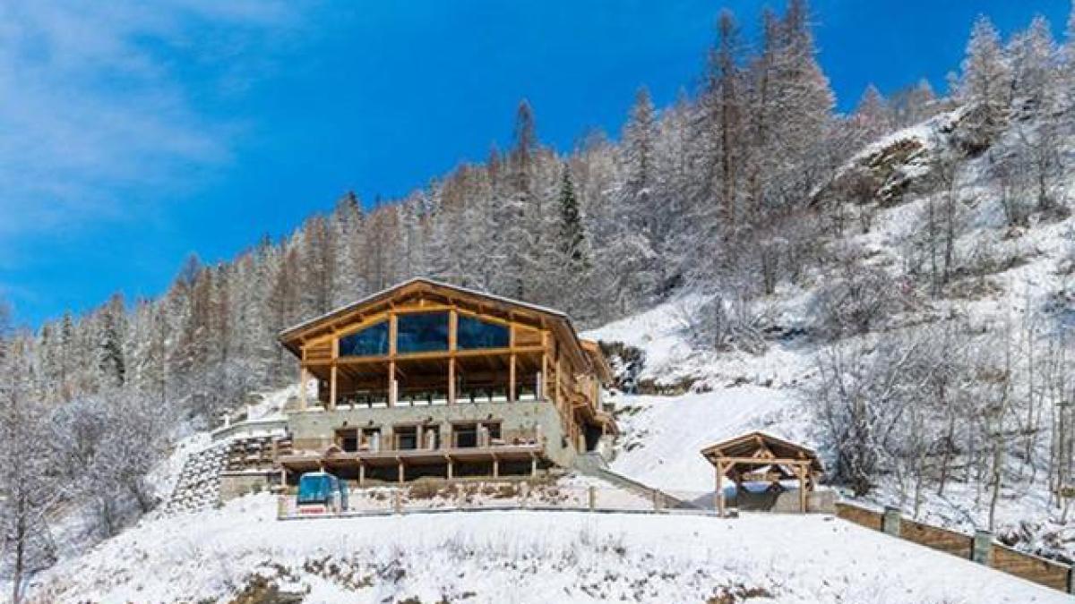 cabana_main_97754200