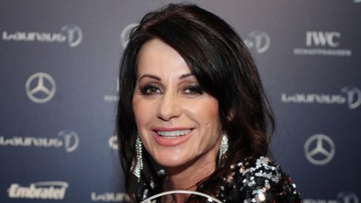 nadia_comaneci_44688800