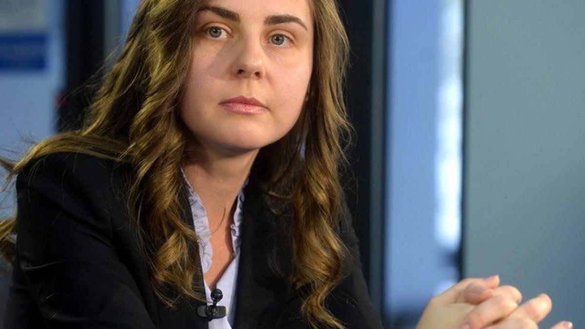 ioana_petrescu_03842000