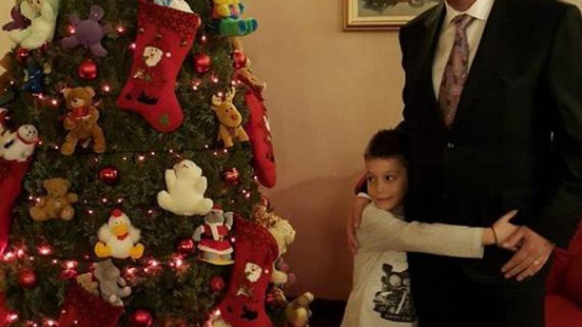 549c3bec682ccf2551fd98b7_18356600