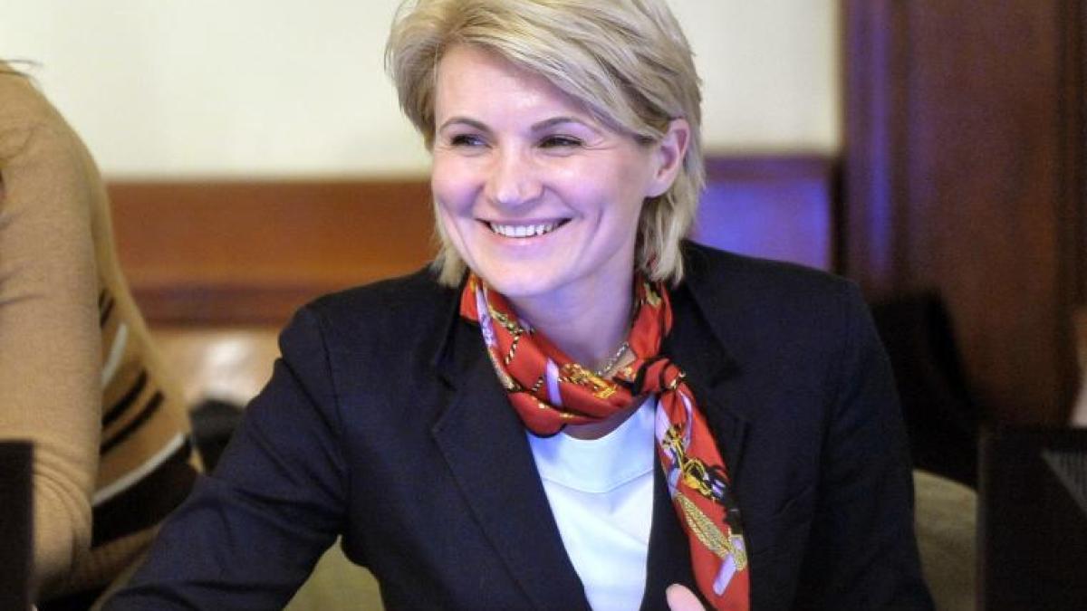 andreea_paul_34358700