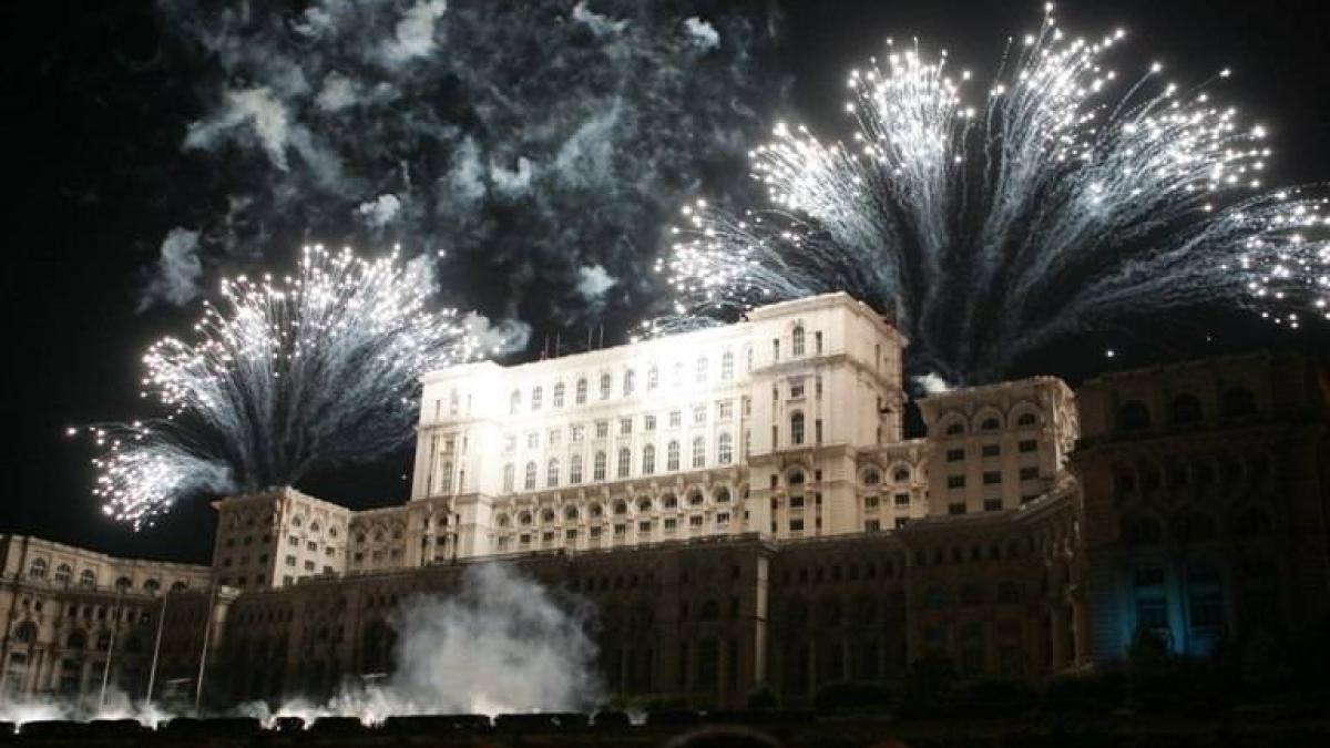 artificii_palatul_parlamentului_zilele_bucurestiului_gp_6_84fb7794ea_61367600