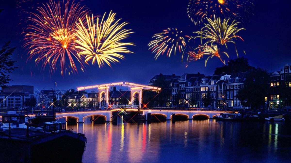 peisaj_de_anul_nou_1280x800_02547700