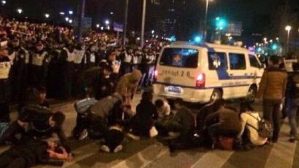 2459bc0a00000578_0_image_a_35_1420061226199_43843700