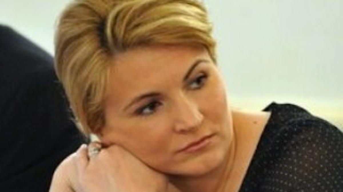 andreea_paul1_60219500