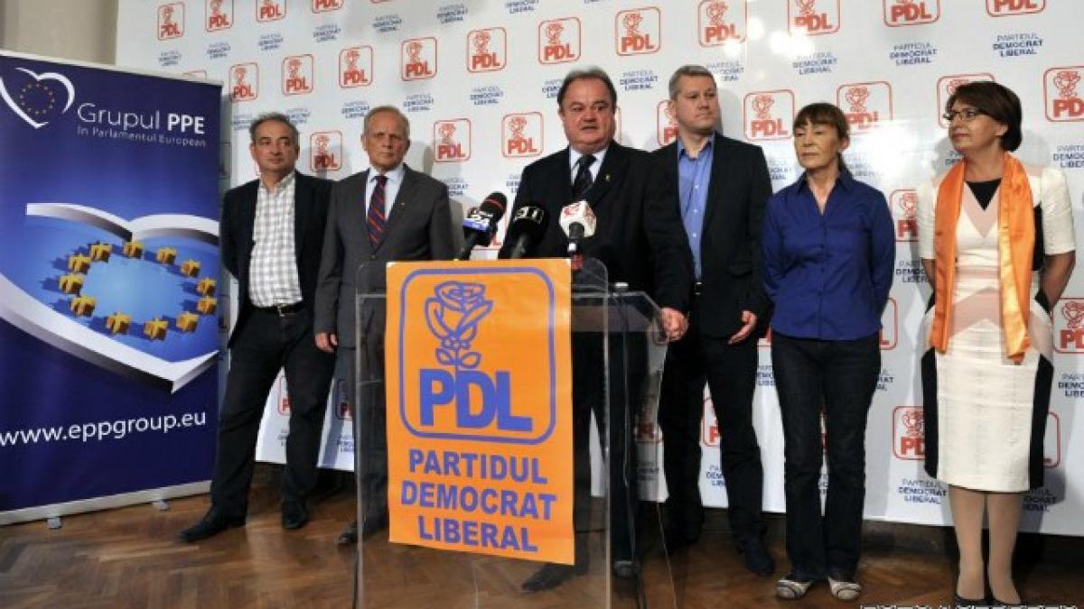 macovei_blaga_mru_predoiu_stolojan_40207900