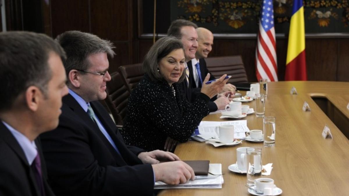 victor_ponta_nuland_87137400