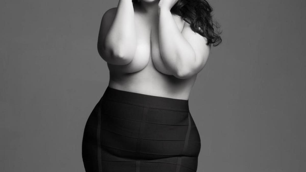 plus_sized_model_72549900