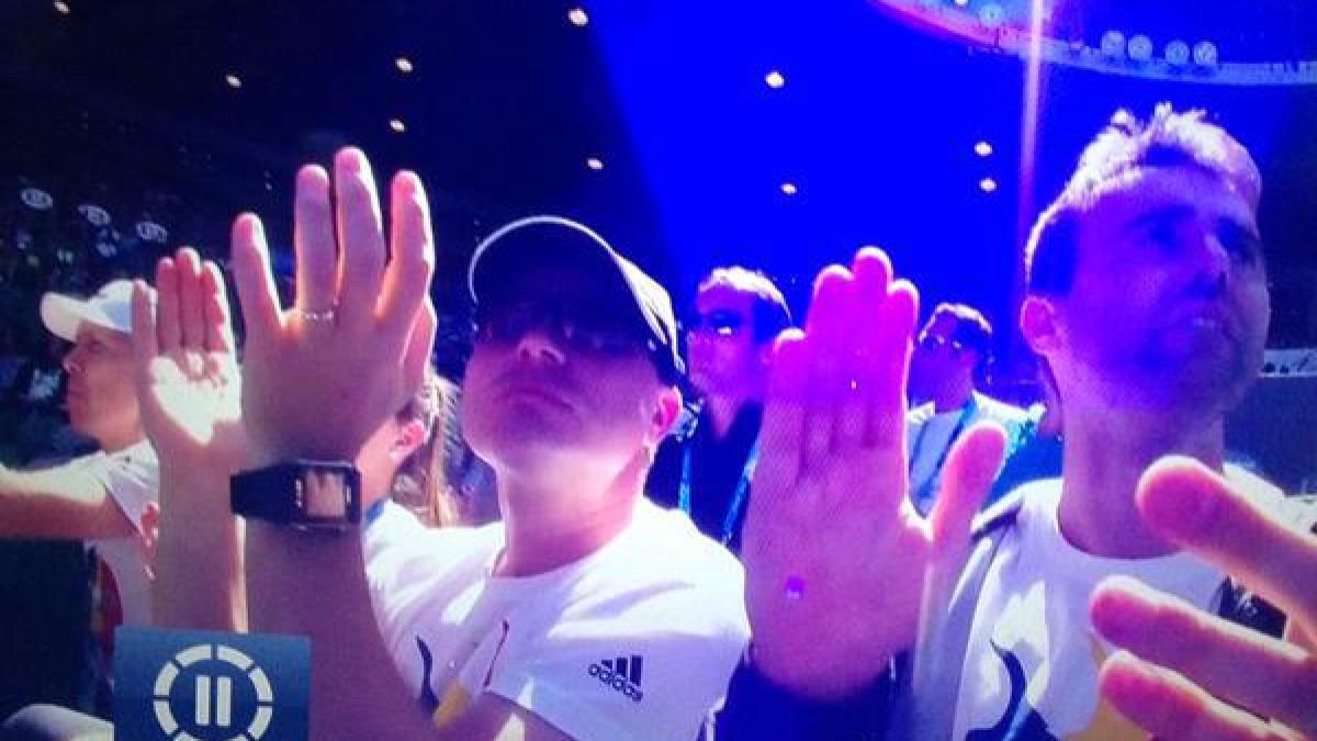 b7rgoxwcuaesmie_90448700