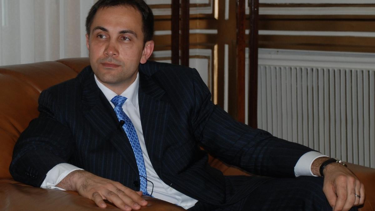 lucian_isar2_79450500