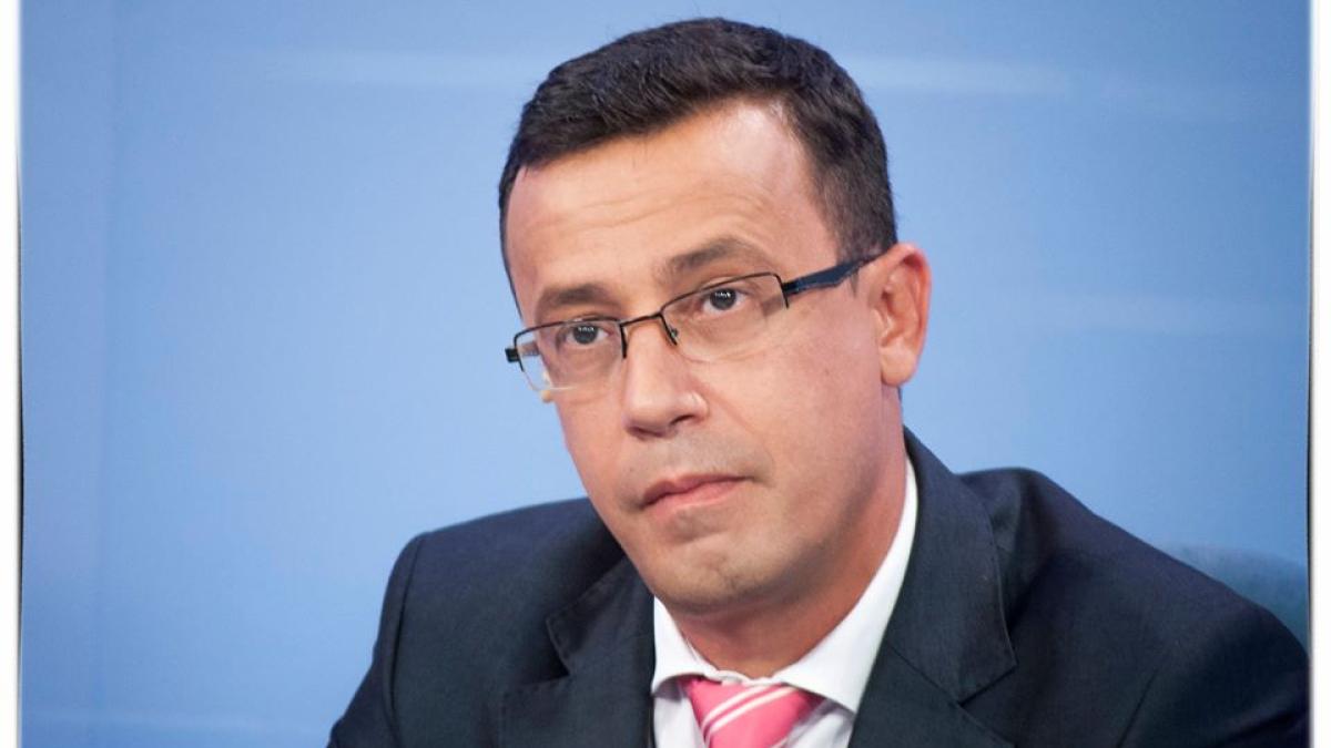 10937750_10200249483236435_902455880_n_75675300