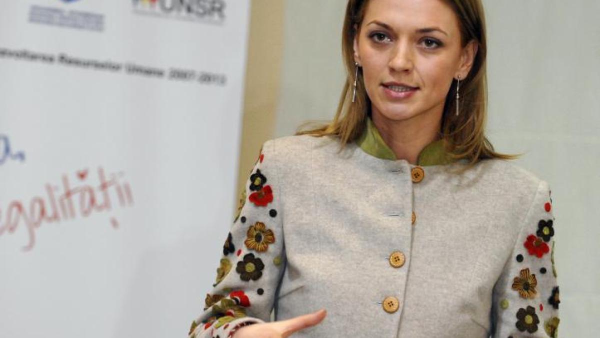 alina_gorghiu_35924600