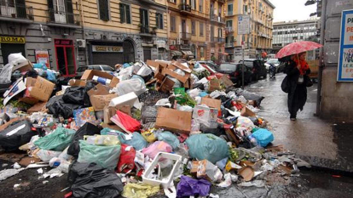 consilier_municipal_din_roma_romii_sunt_foarte_buni_la_colectarea_gunoiului_293674_34196500