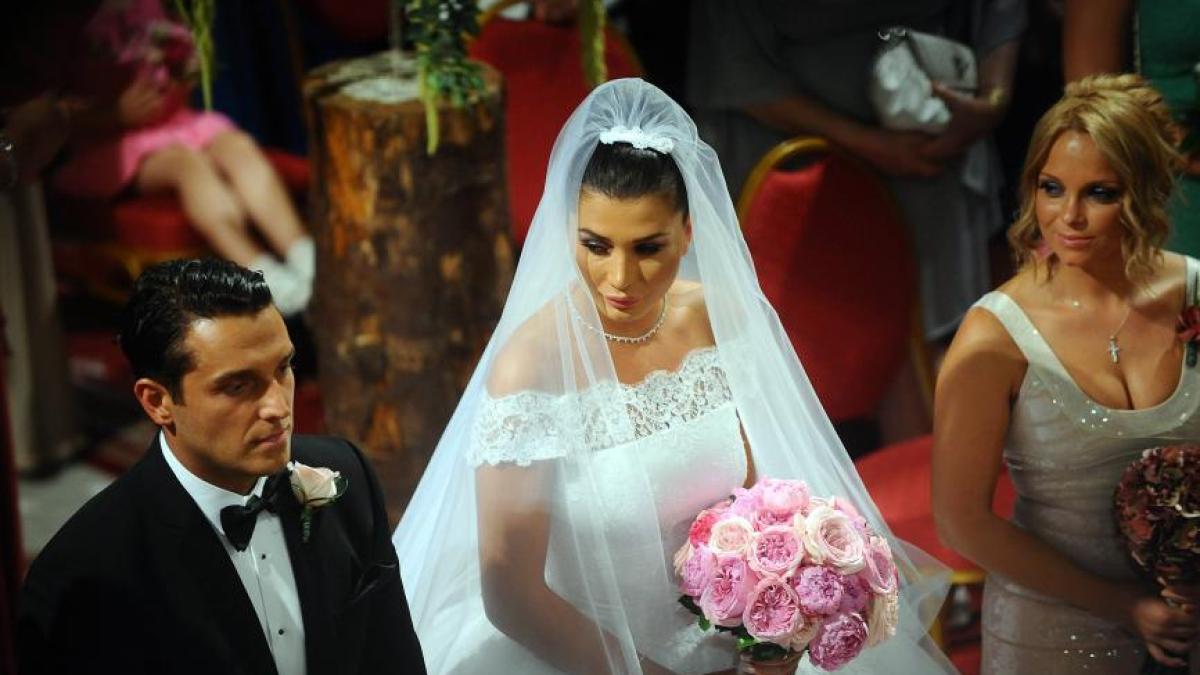 elena_basescu_85762700