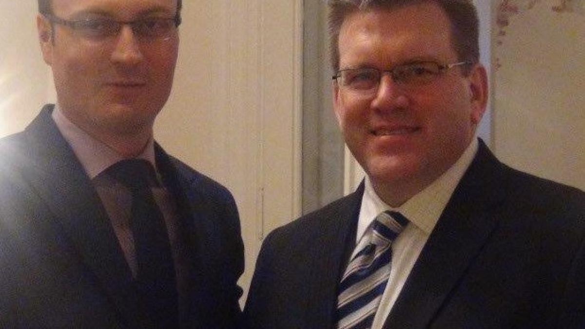 alex_cumpanasu_dean_thompsom_29011200