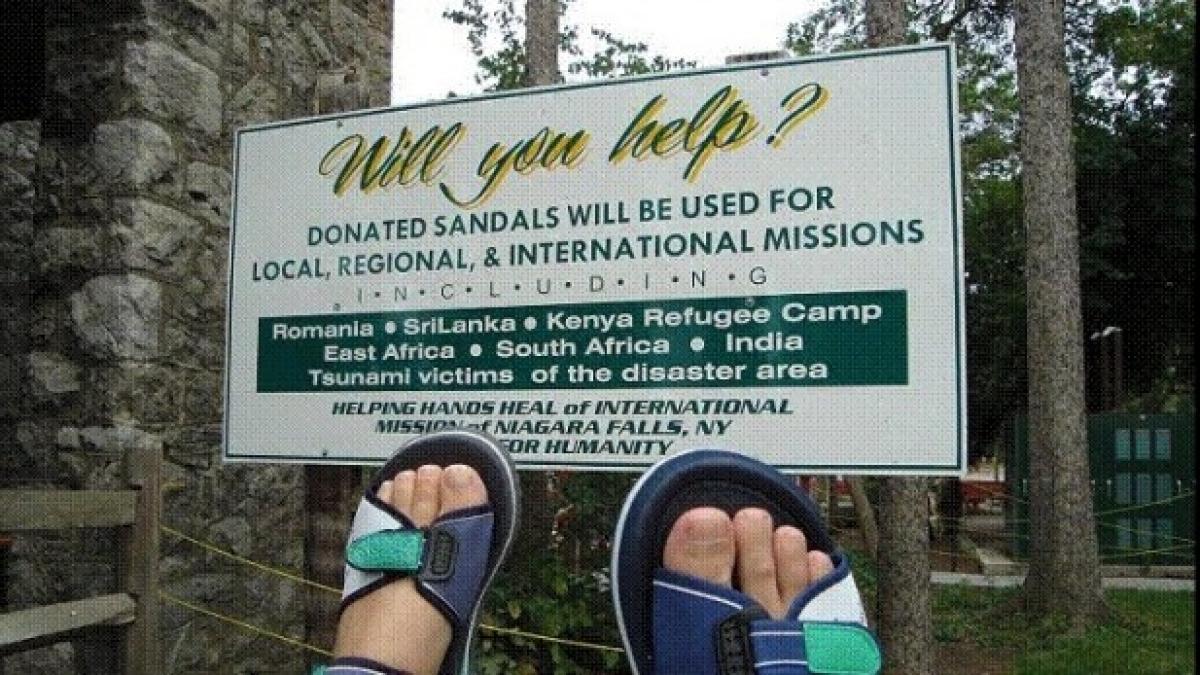 poya_44372700_63903300