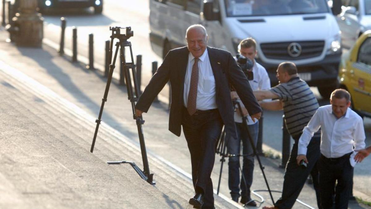 dan_voiculescu_47439100