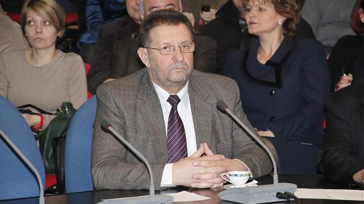 corneliu_popescu_49196400