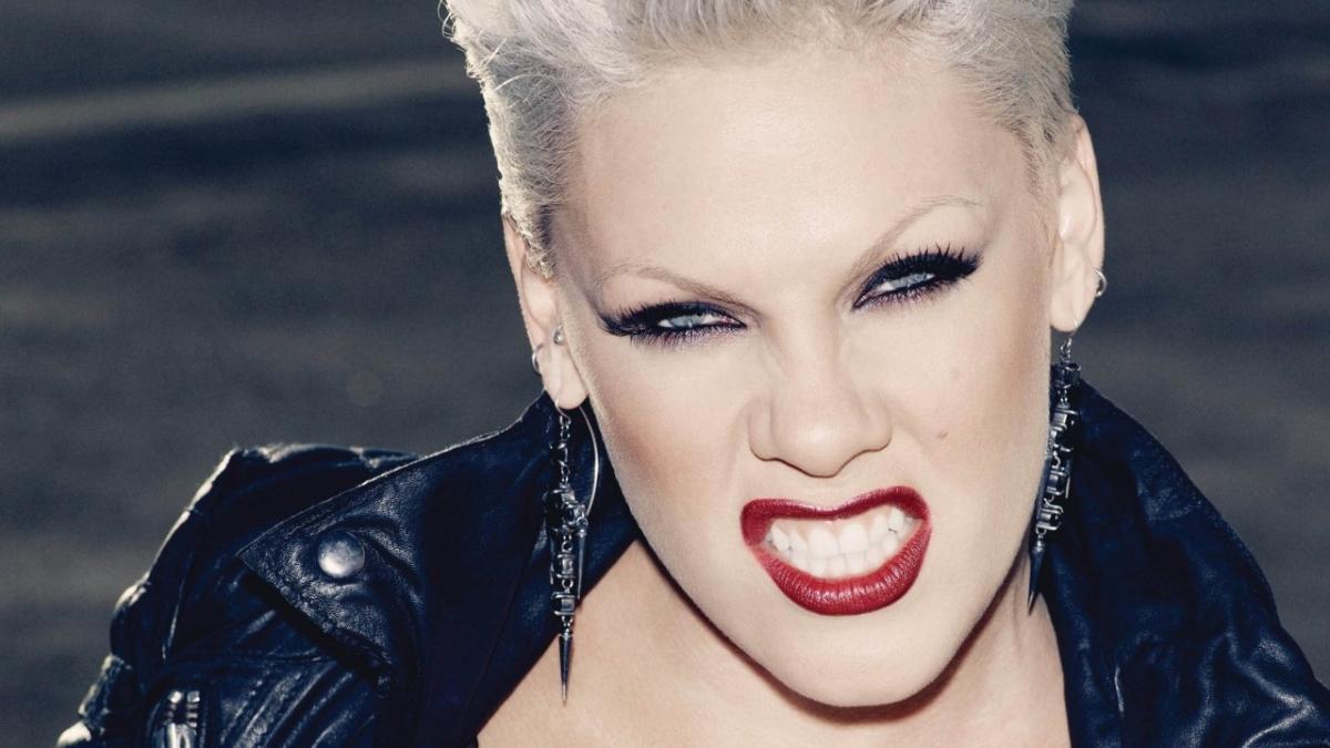 blondes_women_lips_singers_ear_1280x960_miscellaneoushi_com_54827700