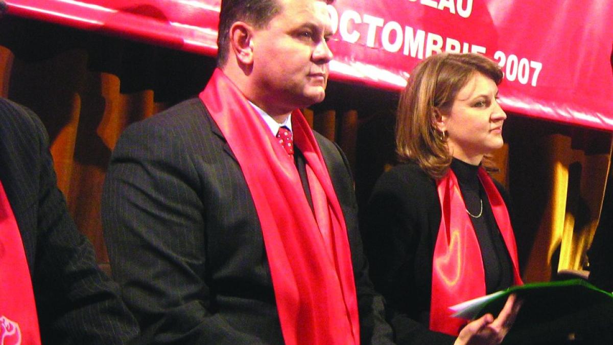 422986_111709725626611_2040684370_n_28644400