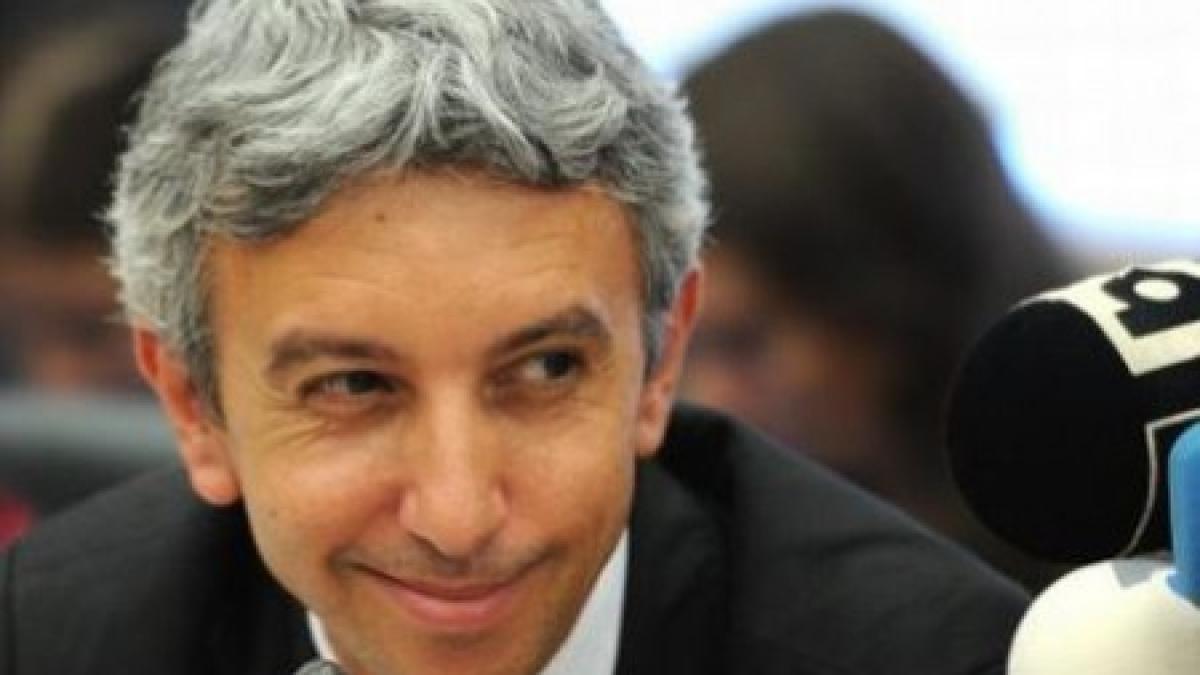 cum_a_castigat_dan_diaconescu_licitatia_oltchim_care_este_planul_de_afaceri_secret_al_acestuia_169461_98102500