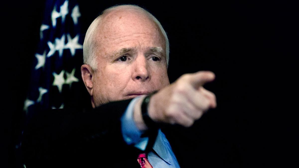 mccain_ungaria_34308300