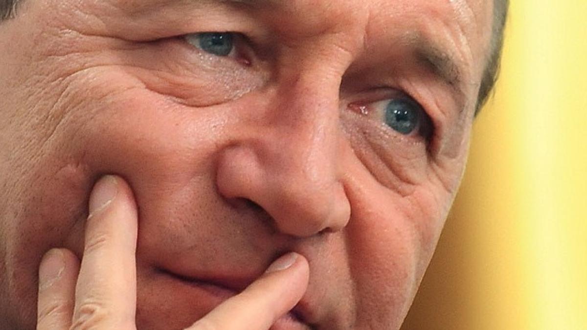 basescu_copy_90337200