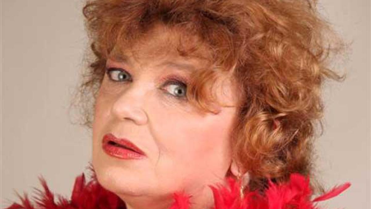 cezara_dafinescu_84702100