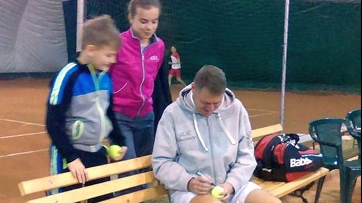 iohannis_autograf_53184200_24707500