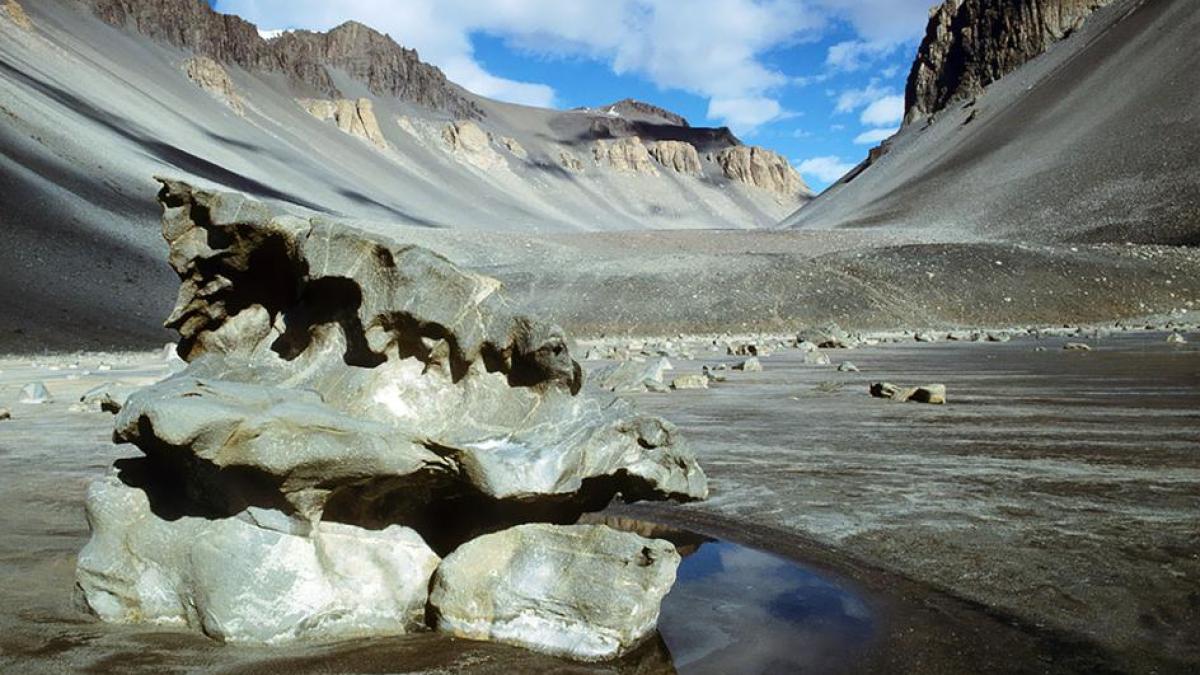 unicul loc de pe terra unde nu exista viata foto video