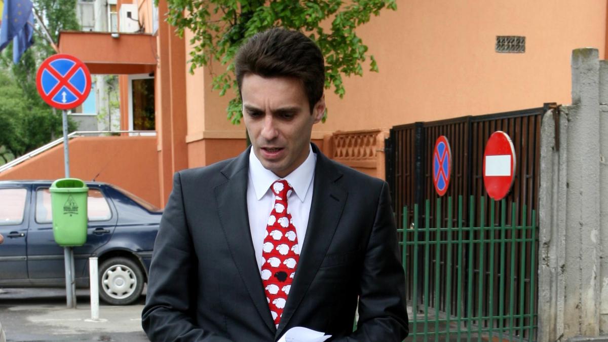 mircea_badea___politie_69457500_31880700