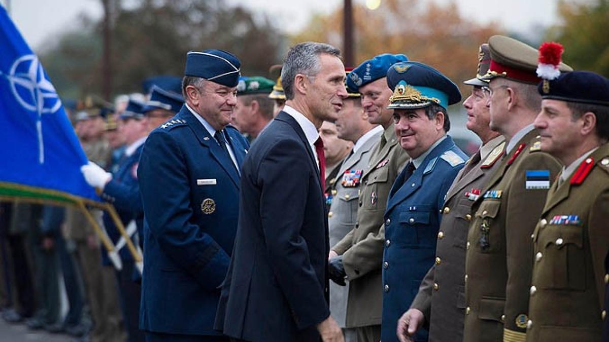 stoltenberg_breedlove_67886600