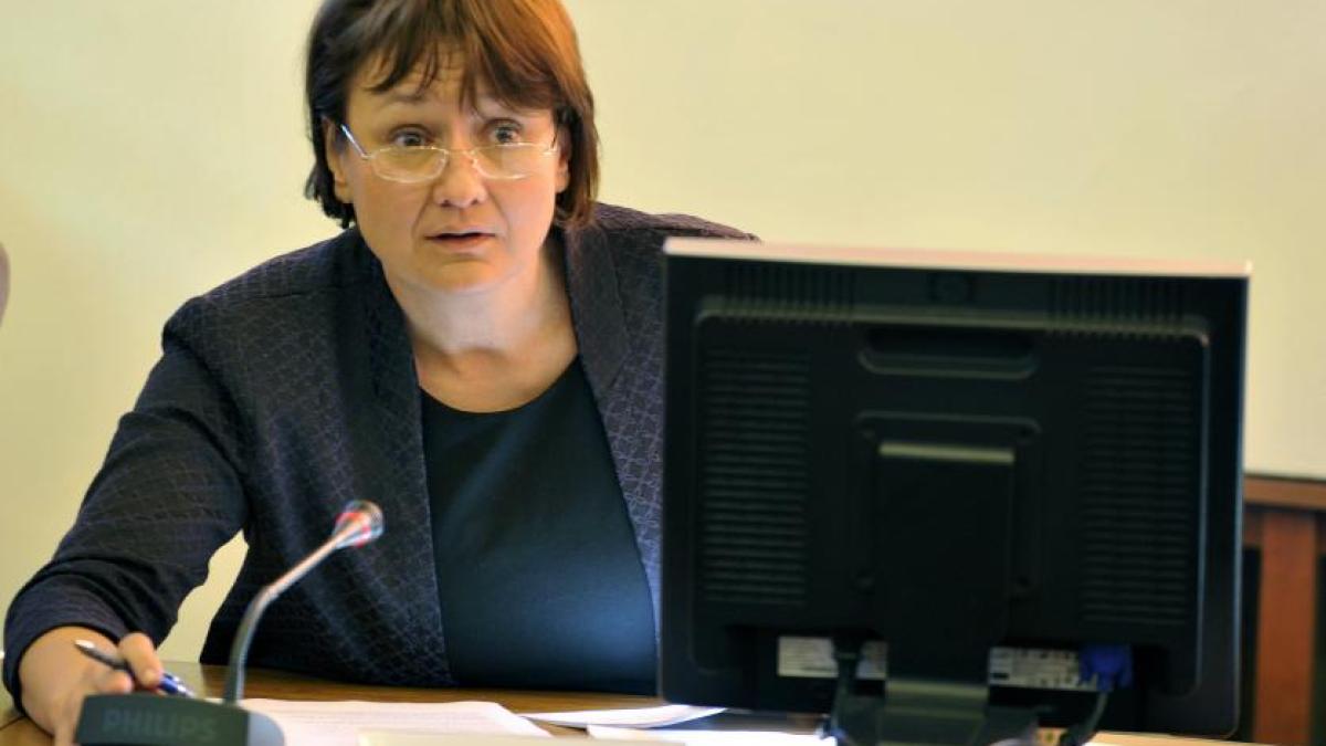 laura_georgescu_cna_83829700