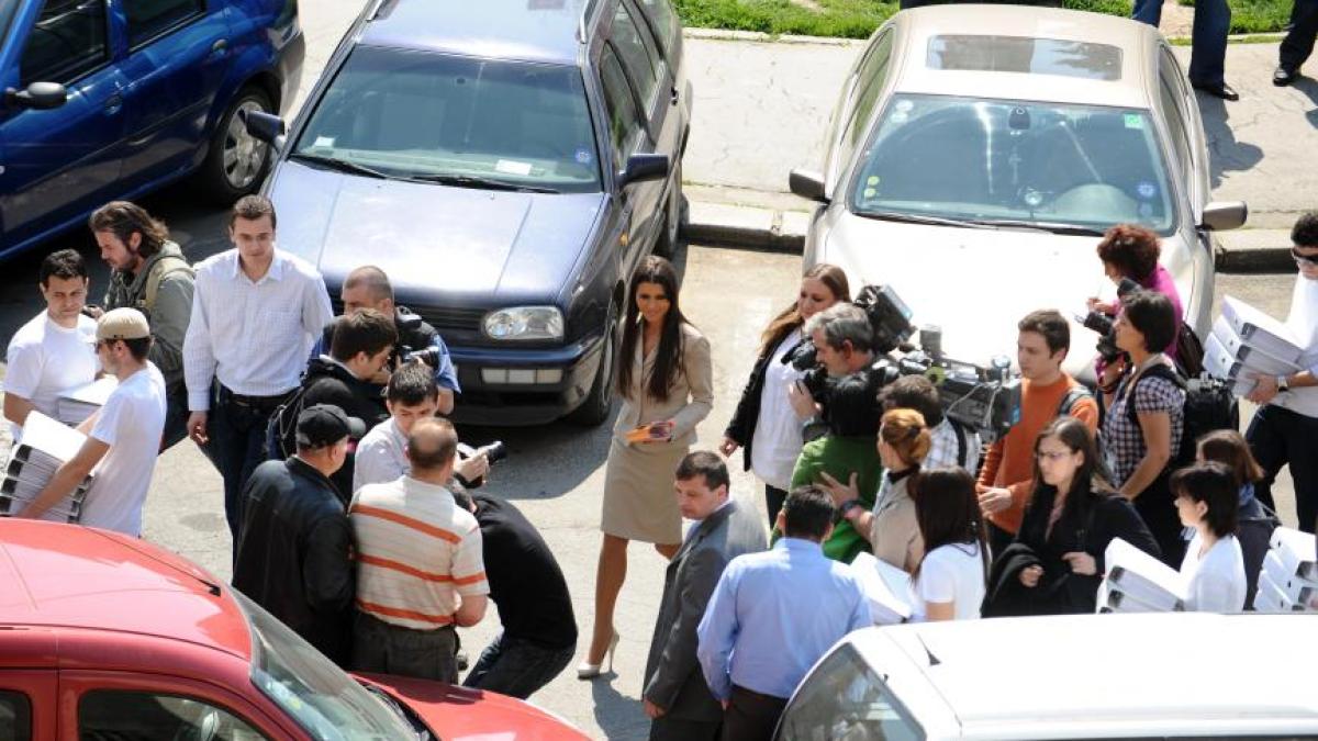 elena_basescu_98016800