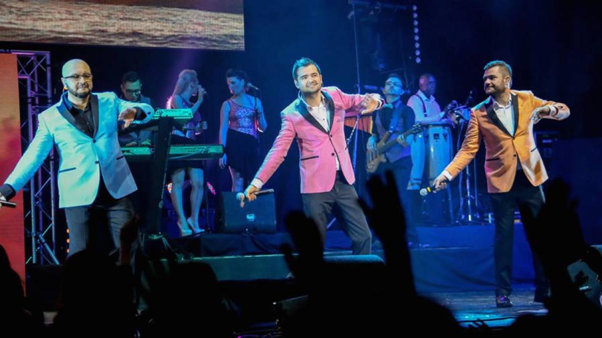 960298_447983635350730_3788355609116790381_n_03625400